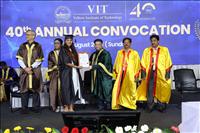 VIT 4 (179)